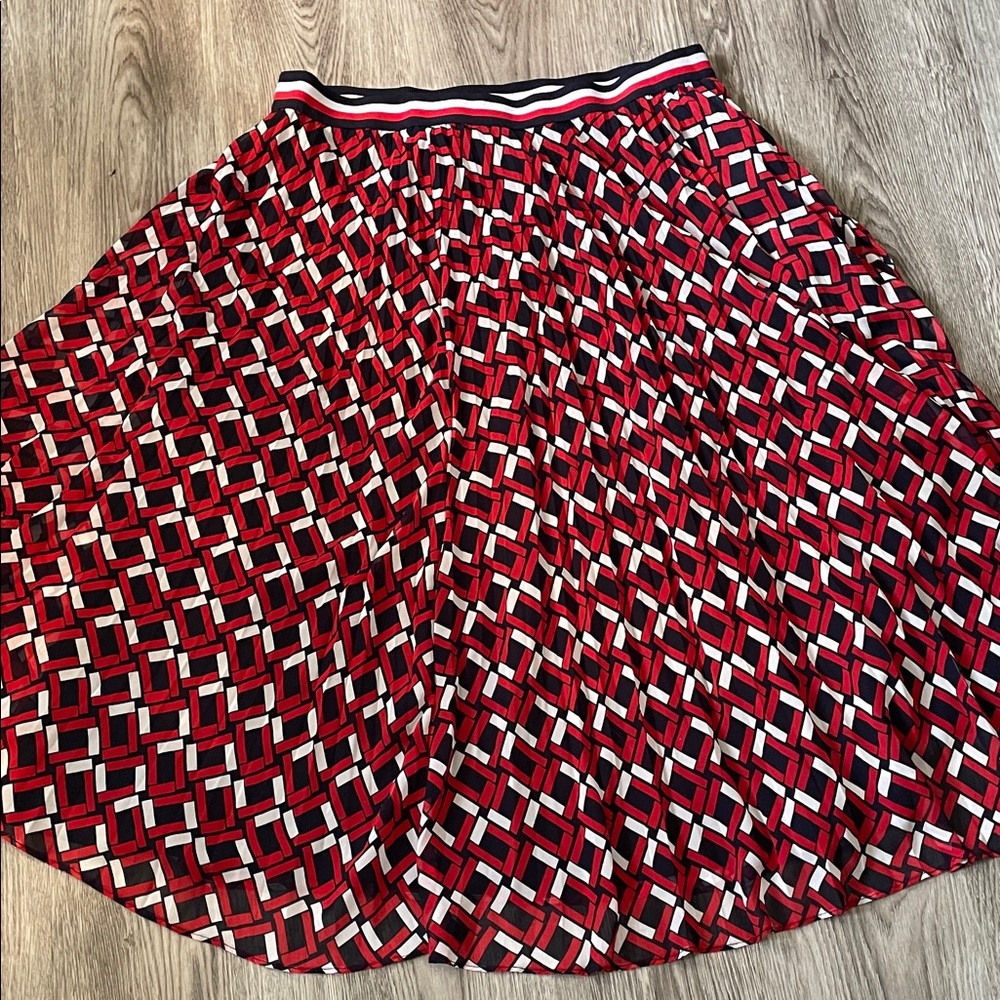 Tommy Hilfiger Red and Black Patterned Skirt